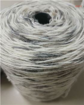 Q2413  2公支羊毛段染紗