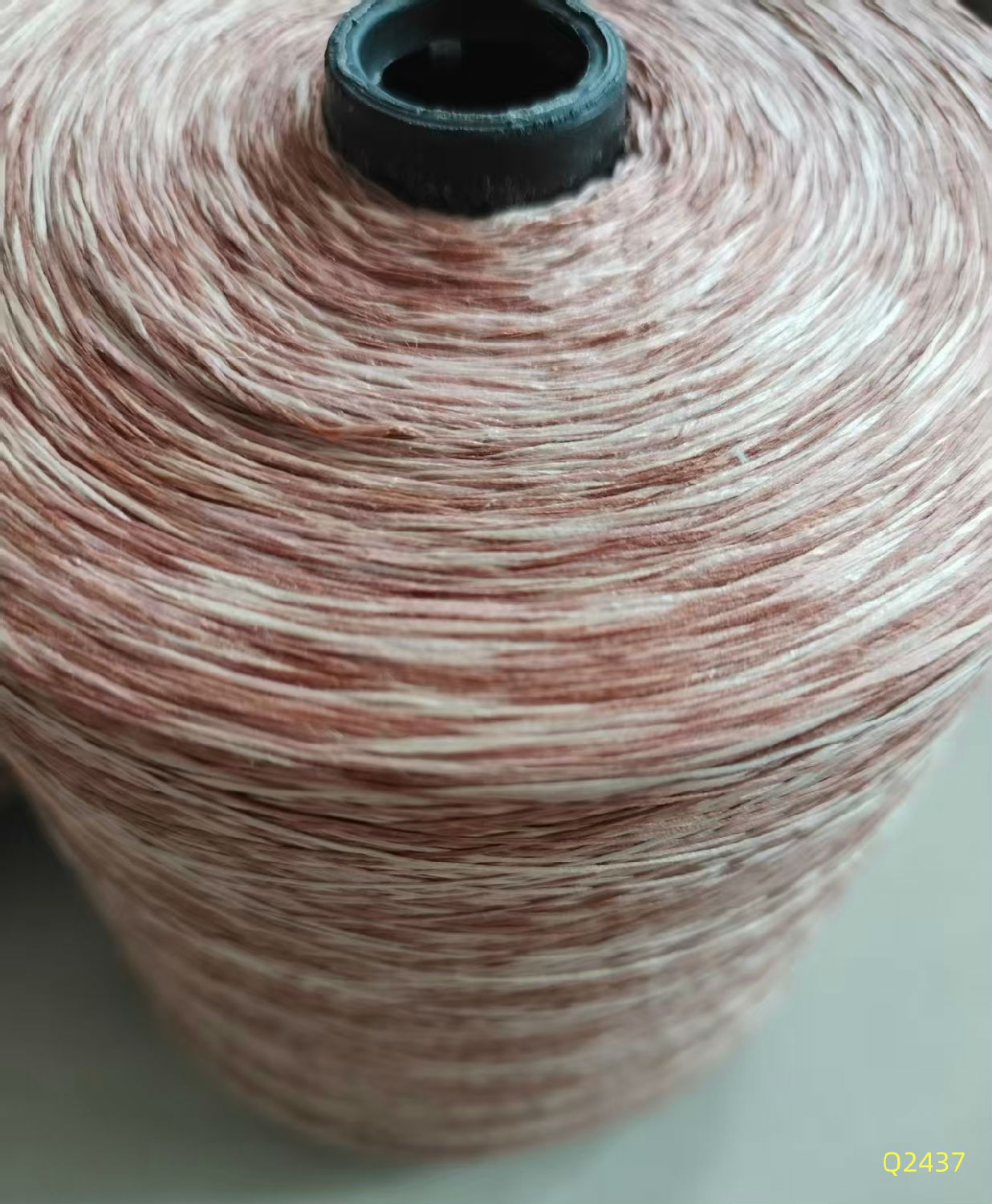 400D段染紗Q2437 400D段染紗Q2437