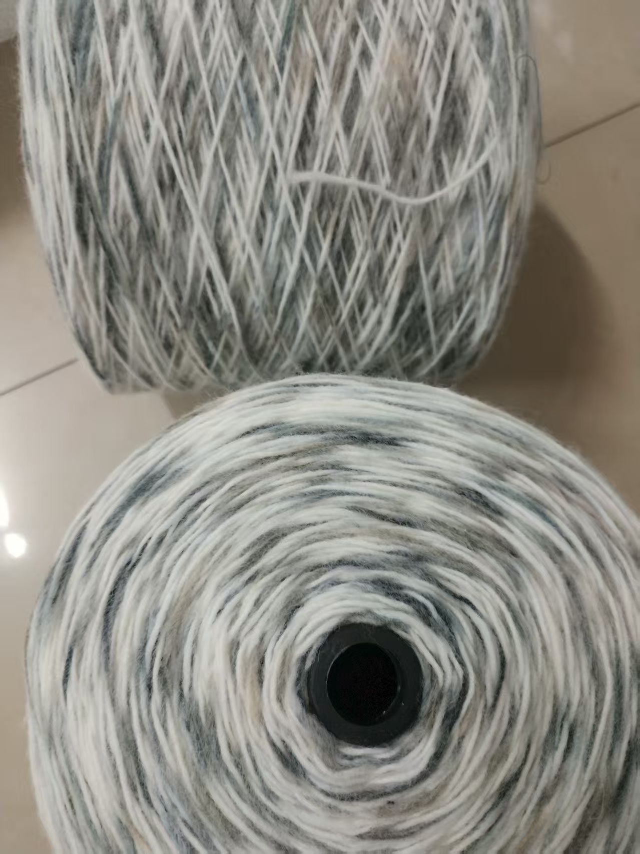 2公支羊毛段染紗